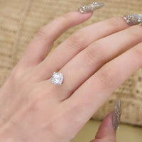 Anello Trasparente con Effetto Invisibile - Moissanite