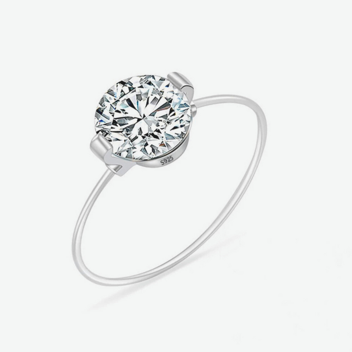 Anello Trasparente con Effetto Invisibile - Moissanite